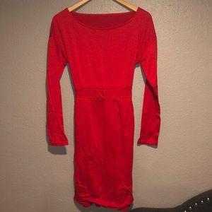 Red dress with pockets and tie waist